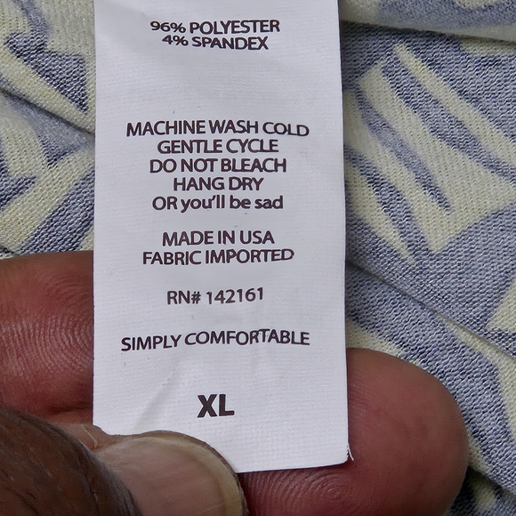 Elegant Black and Yellow Patterned Maxi Dress - Picture 6 of 7